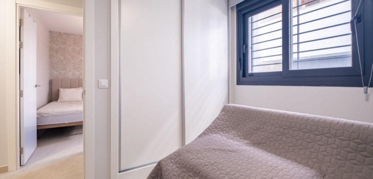 Venta - Apartamento / piso -
La Zenia