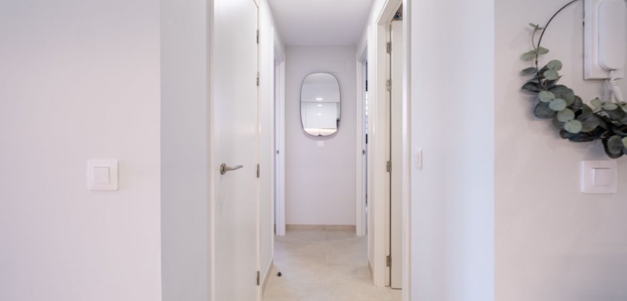 Venta - Apartamento / piso -
La Zenia