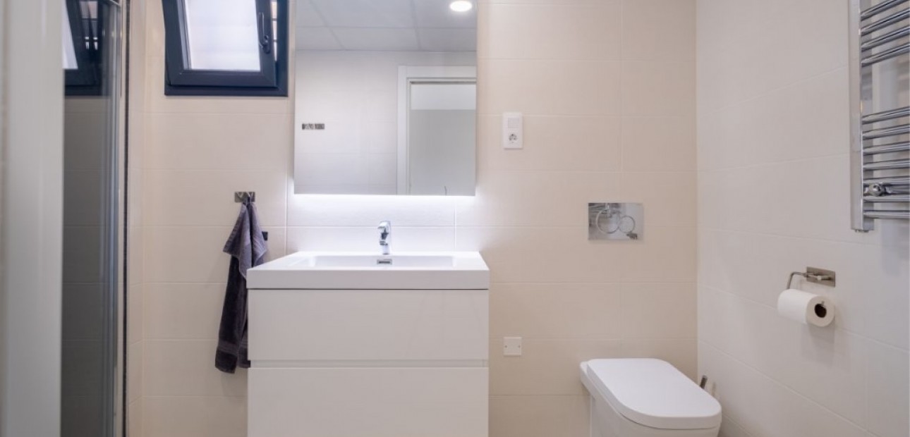 Venta - Apartamento / piso -
La Zenia