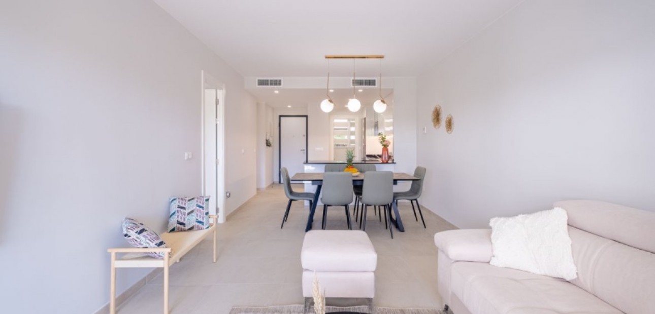 Venta - Apartamento / piso -
La Zenia