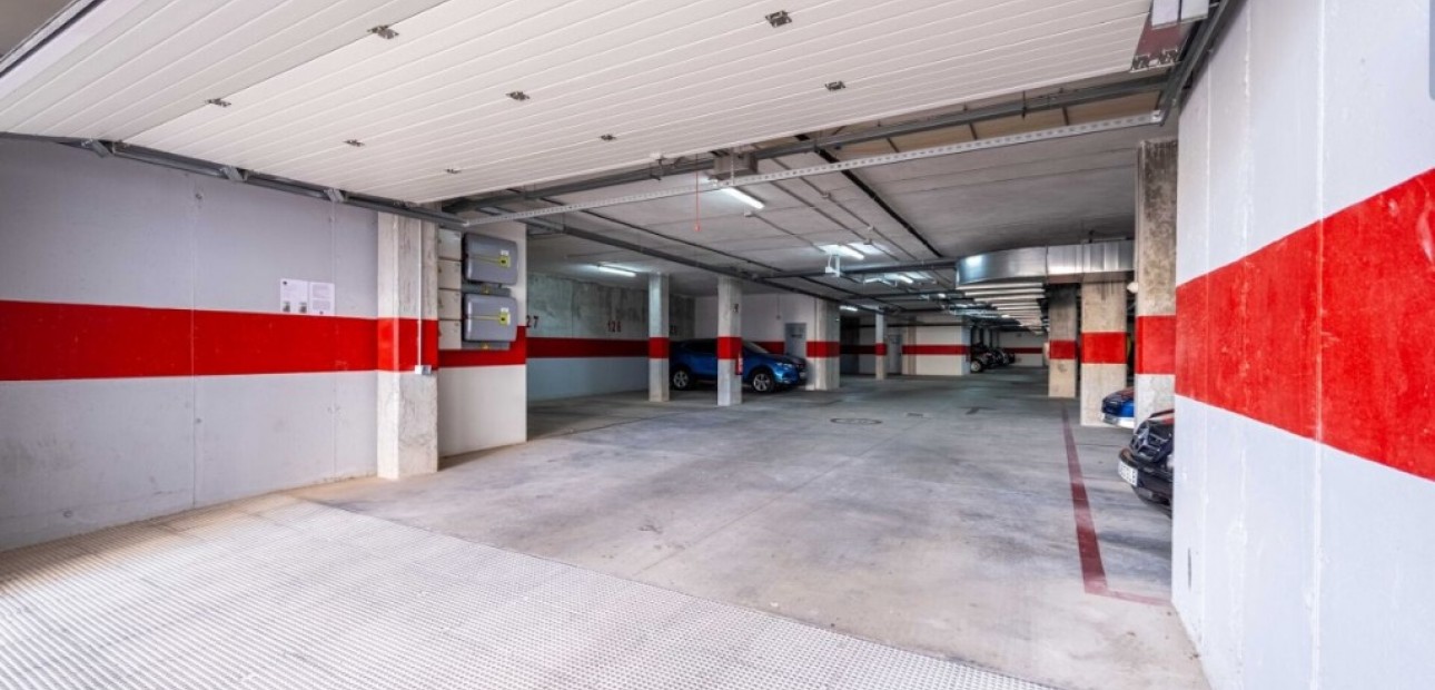 Venta - Apartamento / piso -
La Zenia