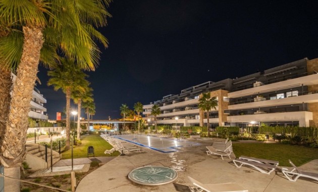 Venta - Apartamento / piso -
La Zenia