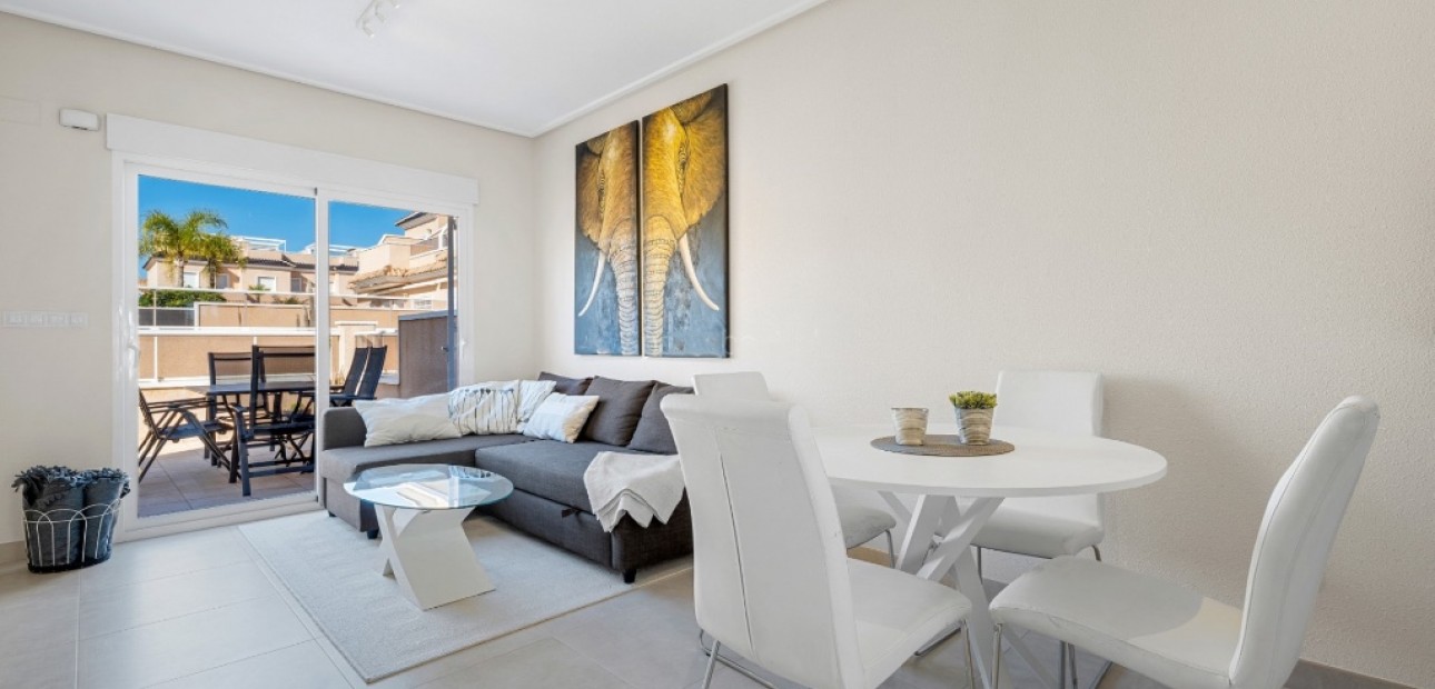 Herverkoop - Herenhuis -
Cabo Roig - Lomas de Cabo Roig