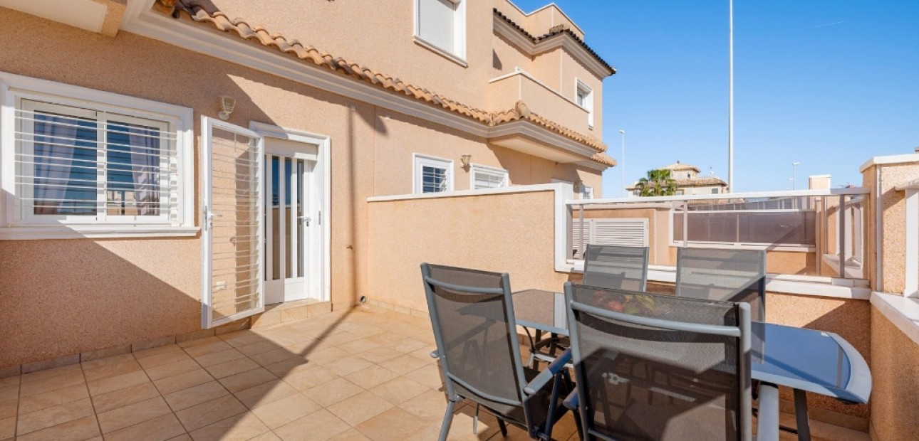 Herverkoop - Herenhuis -
Cabo Roig - Lomas de Cabo Roig