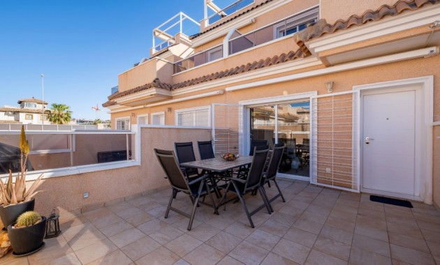 Herverkoop - Herenhuis -
Cabo Roig - Lomas de Cabo Roig