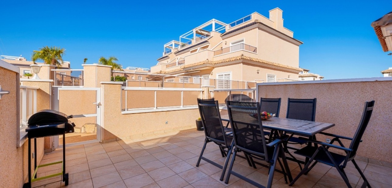 Herverkoop - Herenhuis -
Cabo Roig - Lomas de Cabo Roig