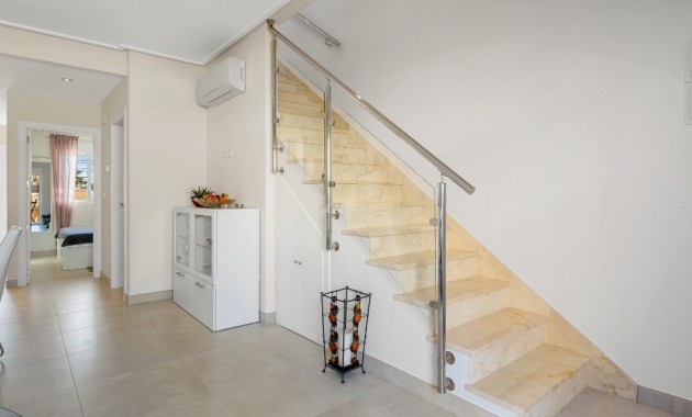 Herverkoop - Herenhuis -
Cabo Roig - Lomas de Cabo Roig