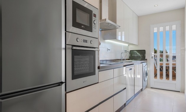 Herverkoop - Herenhuis -
Cabo Roig - Lomas de Cabo Roig