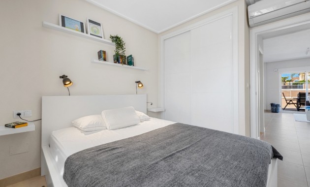 Herverkoop - Herenhuis -
Cabo Roig - Lomas de Cabo Roig