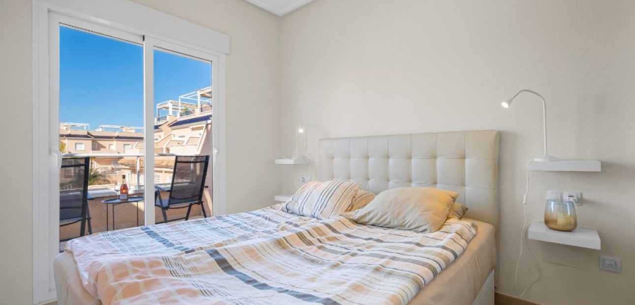 Herverkoop - Herenhuis -
Cabo Roig - Lomas de Cabo Roig