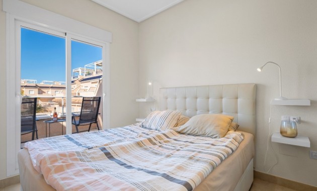 Herverkoop - Herenhuis -
Cabo Roig - Lomas de Cabo Roig