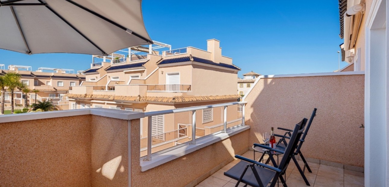 Herverkoop - Herenhuis -
Cabo Roig - Lomas de Cabo Roig