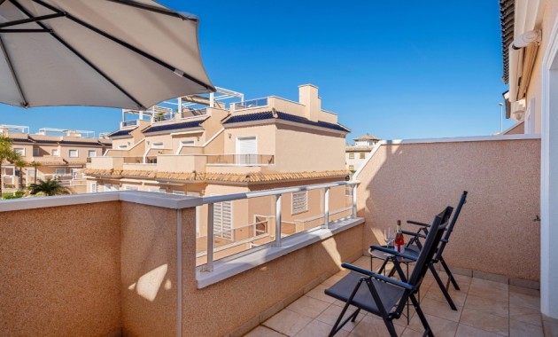 Herverkoop - Herenhuis -
Cabo Roig - Lomas de Cabo Roig