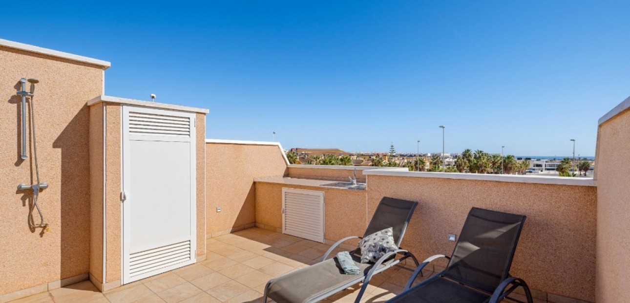 Herverkoop - Herenhuis -
Cabo Roig - Lomas de Cabo Roig