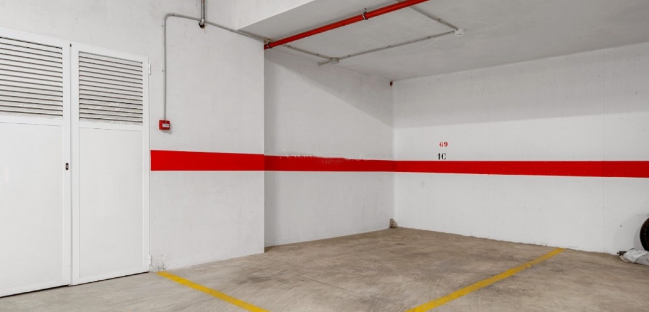 Herverkoop - Herenhuis -
Cabo Roig - Lomas de Cabo Roig