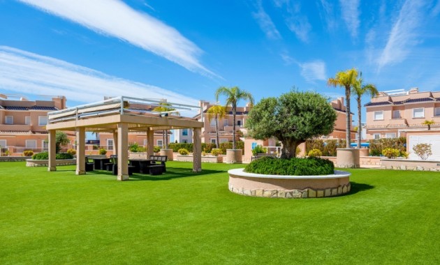 Herverkoop - Herenhuis -
Cabo Roig - Lomas de Cabo Roig