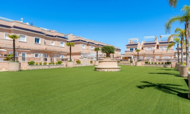 Herverkoop - Herenhuis -
Cabo Roig - Lomas de Cabo Roig