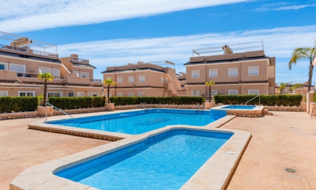 Herverkoop - Herenhuis -
Cabo Roig - Lomas de Cabo Roig