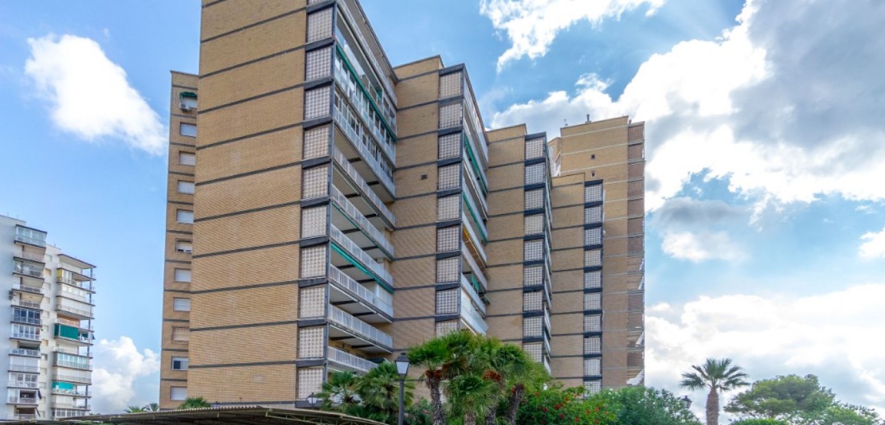 Herverkoop - Appartement / flat -
Campoamor