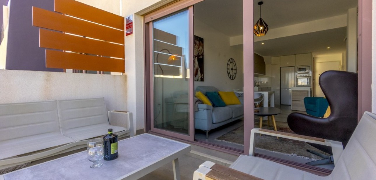 Herverkoop - Appartement / flat -
Mil Palmeras