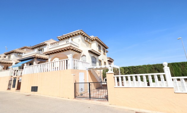 Herverkoop - Herenhuis -
Cabo Roig - Lomas de Cabo Roig