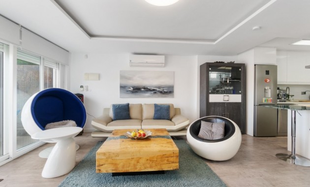 Herverkoop - Herenhuis -
Los Balcones