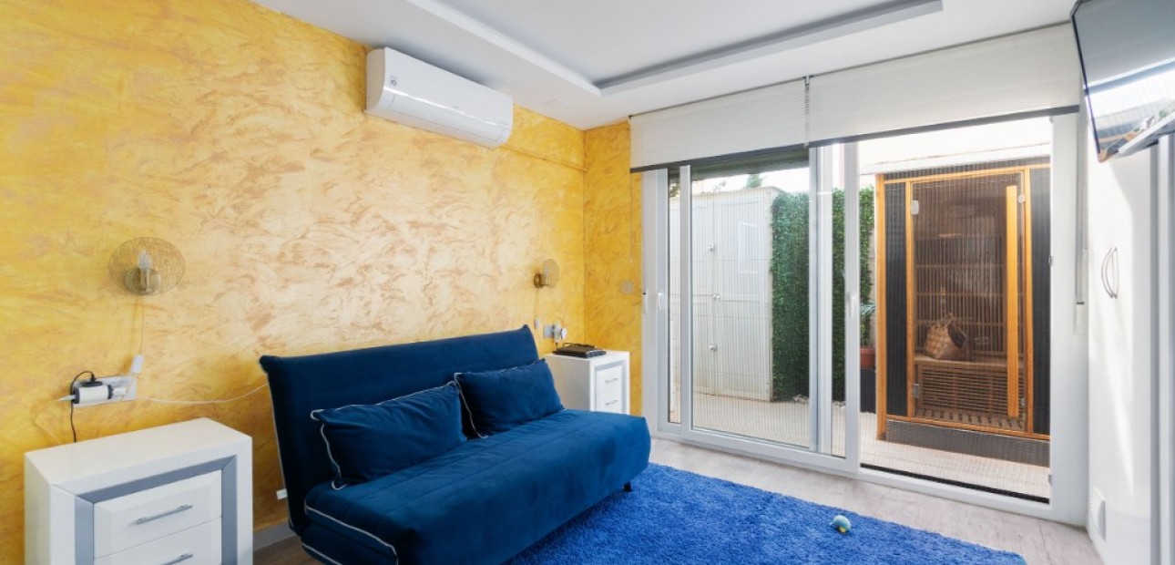 Herverkoop - Herenhuis -
Los Balcones