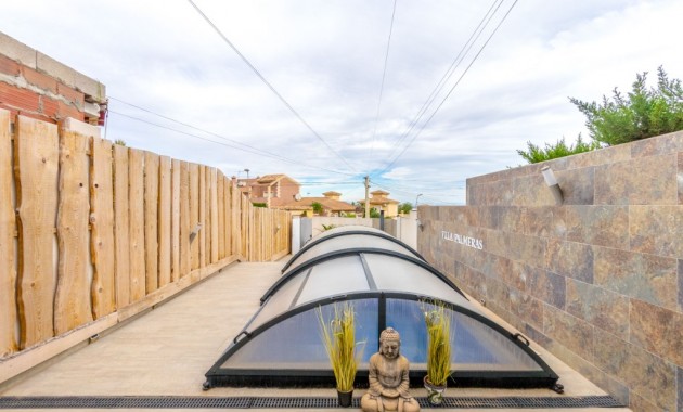 Herverkoop - Herenhuis -
Los Balcones