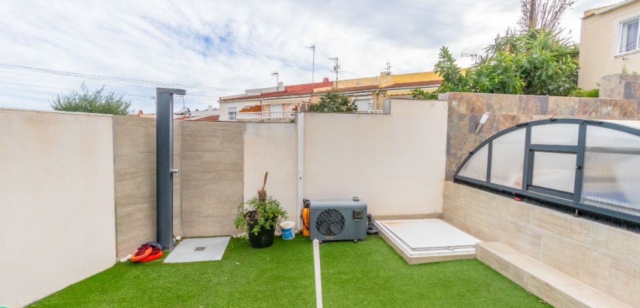 Herverkoop - Herenhuis -
Los Balcones