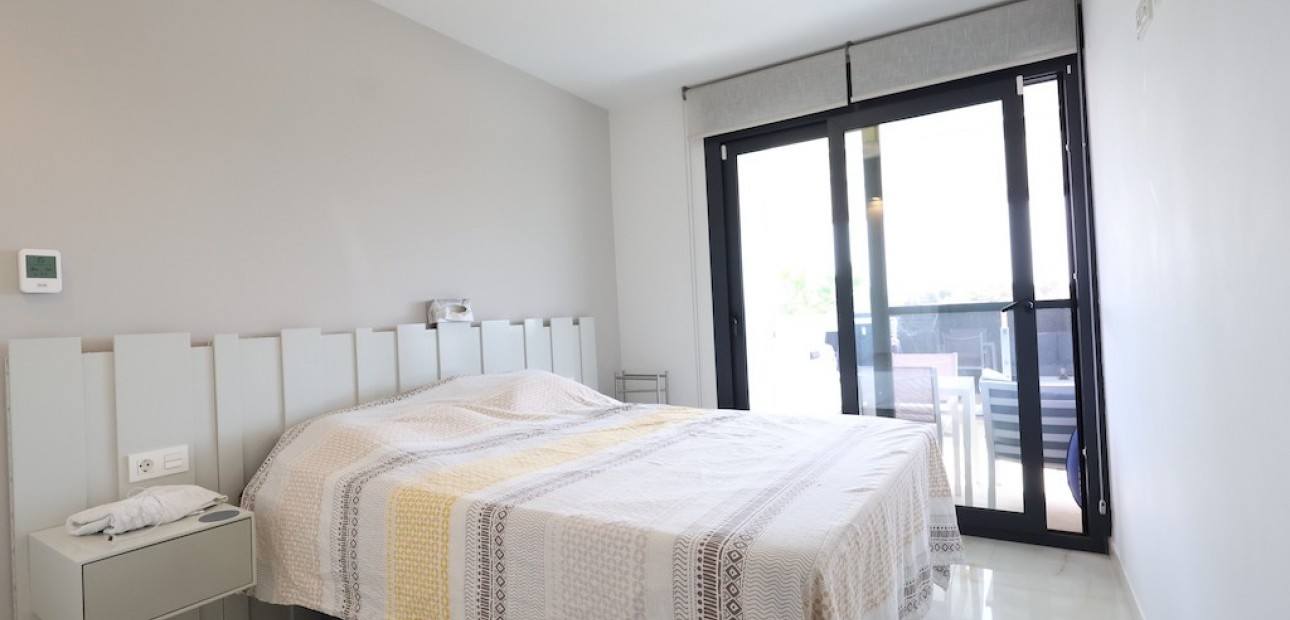 Sale - Apartment / flat -
Los Altos