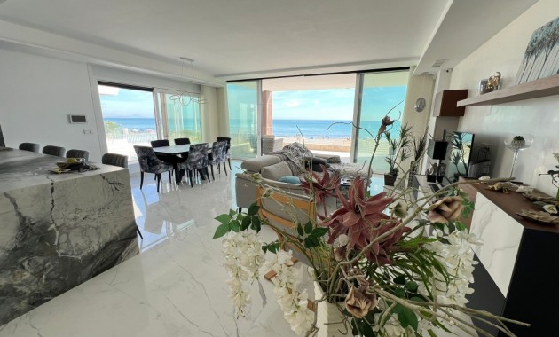 Venta - Villa -
La Mata