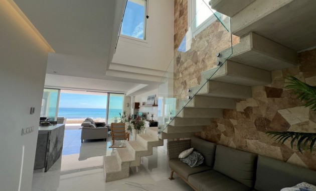 Venta - Villa -
La Mata