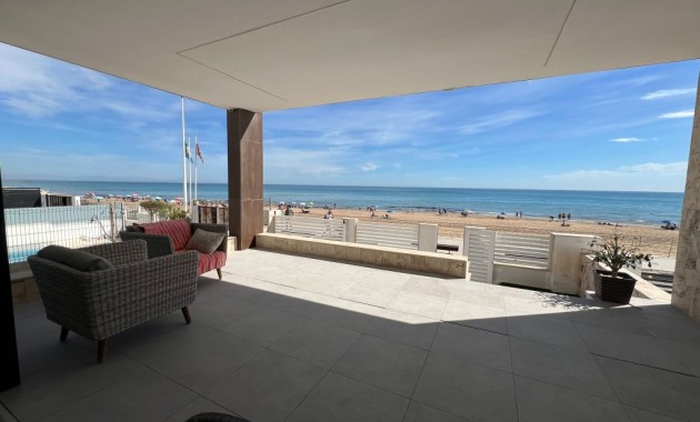 Venta - Villa -
La Mata