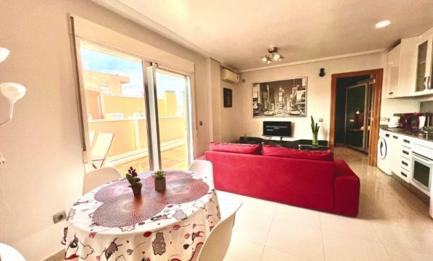 Sale - Apartment / flat -
Torrevieja