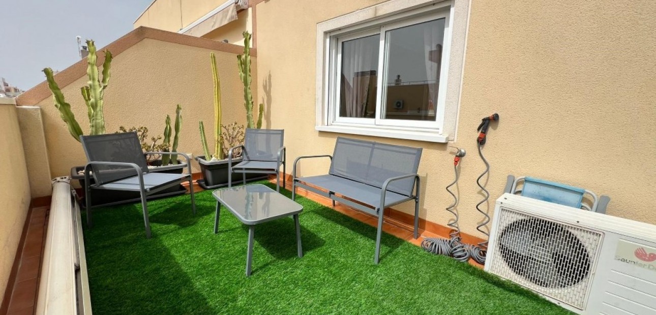 Sale - Apartment / flat -
Torrevieja