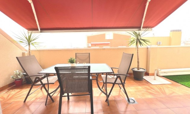 Sale - Apartment / flat -
Torrevieja