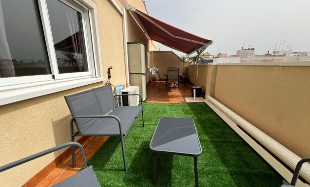 Sale - Apartment / flat -
Torrevieja