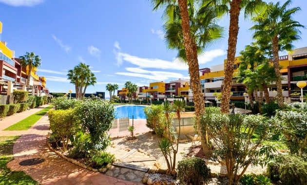 Herverkoop - Appartement / flat -
Playa Flamenca