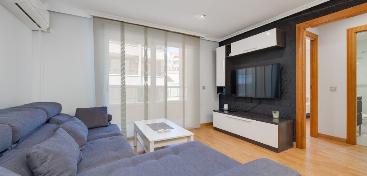 Herverkoop - Appartement / flat -
Torrevieja