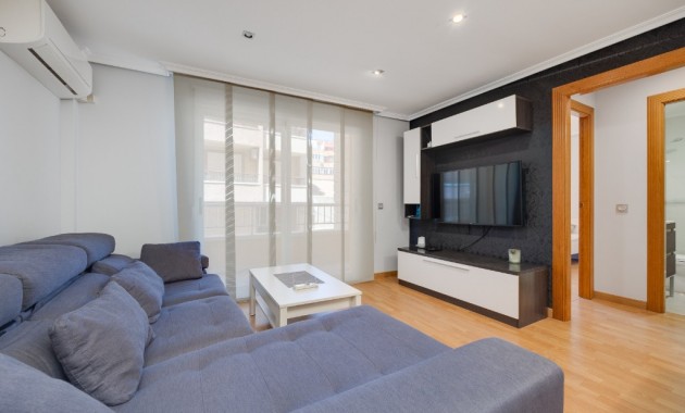 Herverkoop - Appartement / flat -
Torrevieja