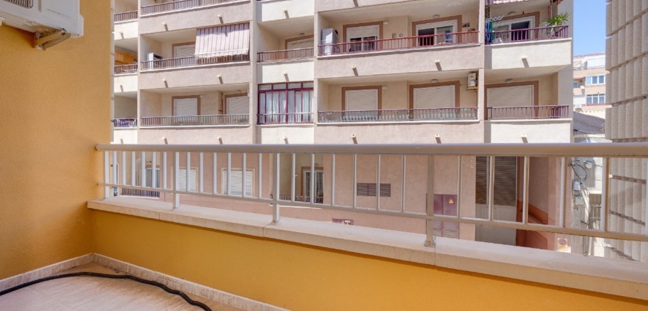 Herverkoop - Appartement / flat -
Torrevieja