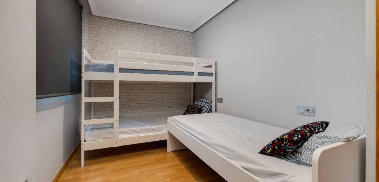 Herverkoop - Appartement / flat -
Torrevieja