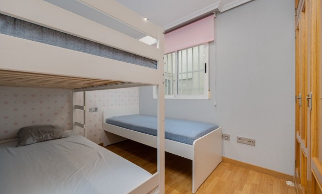 Herverkoop - Appartement / flat -
Torrevieja