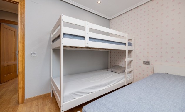 Herverkoop - Appartement / flat -
Torrevieja