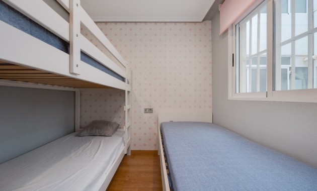 Herverkoop - Appartement / flat -
Torrevieja