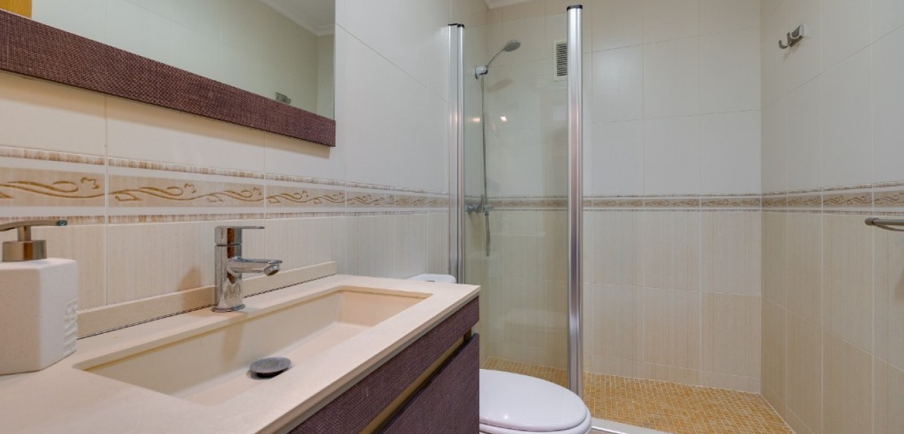 Herverkoop - Appartement / flat -
Torrevieja