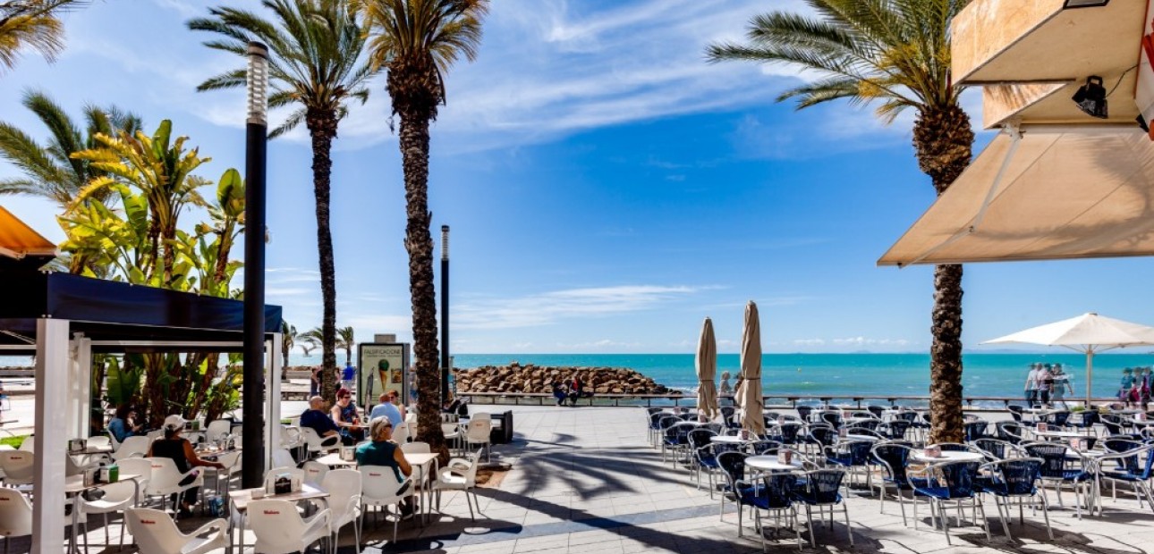 Herverkoop - Appartement / flat -
Torrevieja