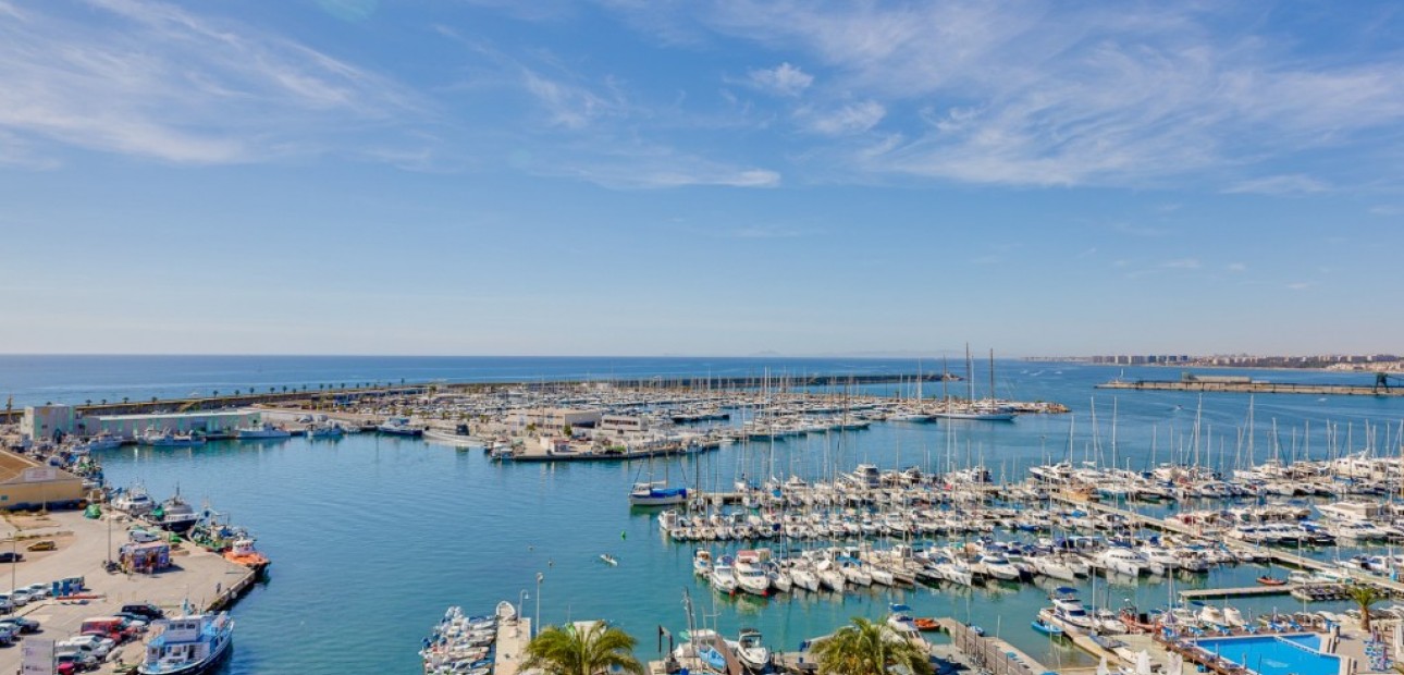 Herverkoop - Appartement / flat -
Torrevieja