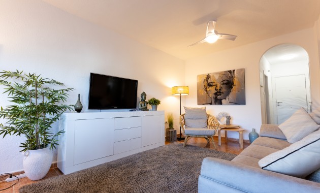 Herverkoop - Appartement / flat -
Punta Prima