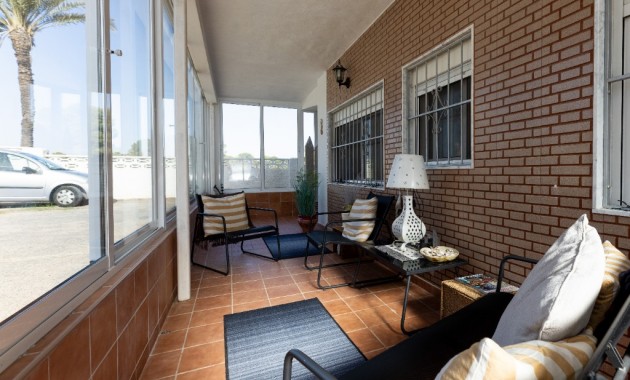 Herverkoop - Appartement / flat -
Punta Prima